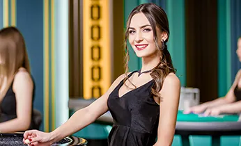 Đội ngũ hỗ trợ khách hàng fi88 casino